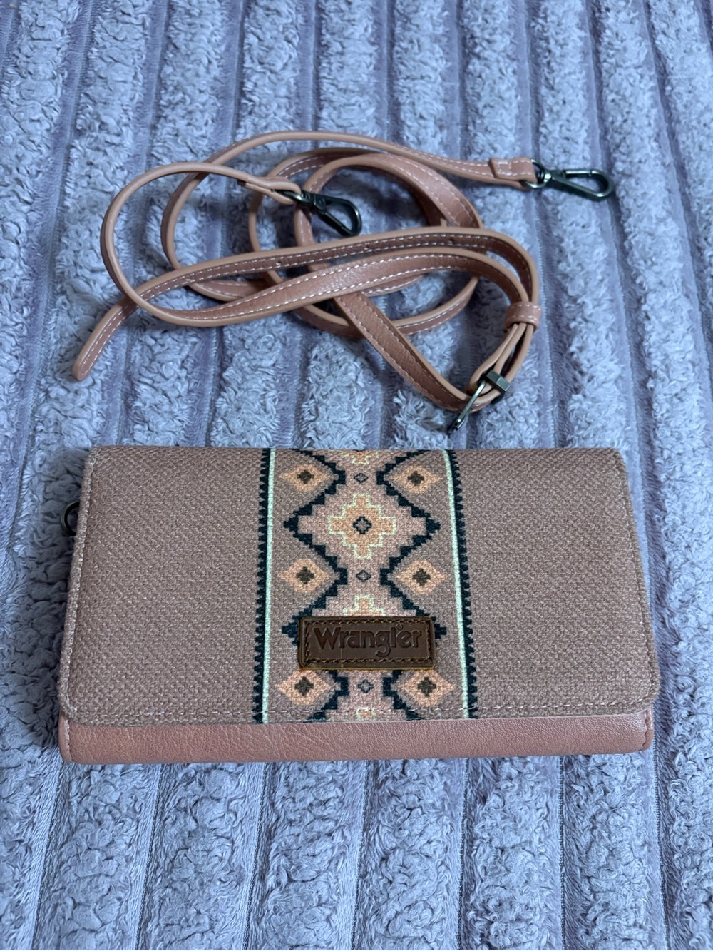 Wrangler Taupe Crossbody Wallet with Geometric Accent
